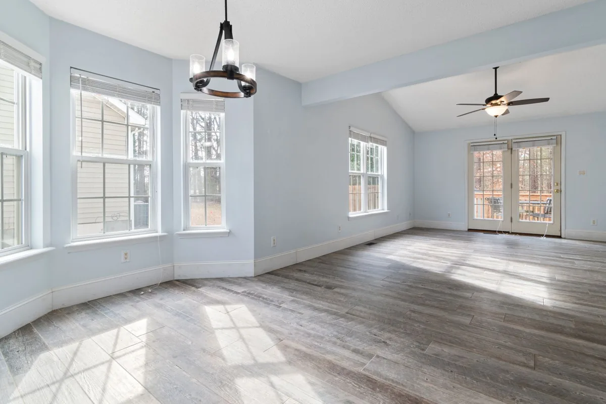 Clean, safe room after biohazard cleanup in Arlington Manor, Jacksonville, FL